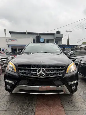 Mercedes-Benz M Class ML400 4MATIC 4dr SUV AWD (3.0L 6cyl Turbo 7A)