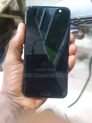 HTC U11 Follow Come Screen