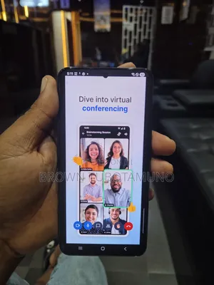 Samsung S22 +