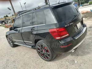 Mercedes-Benz GLK-Class 350 4MATIC 2010 Black