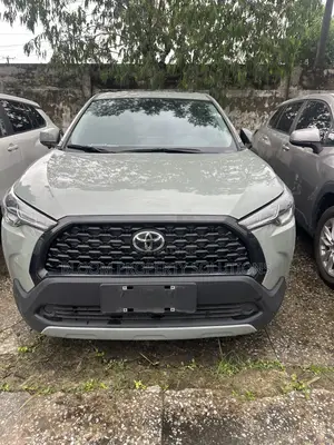 Toyota Corolla Cross LE 2023 Green