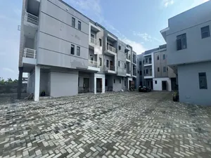 2bdrm Apartment in Lekki Scheme 2 for sale