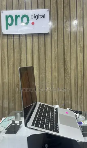 Laptop Apple MacBook Air 2020 8GB Intel Core i3 SSD 256GB