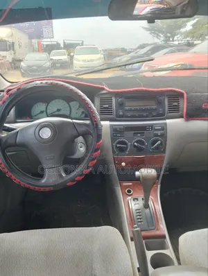 Toyota Corolla Sedan Automatic 2004 Silver