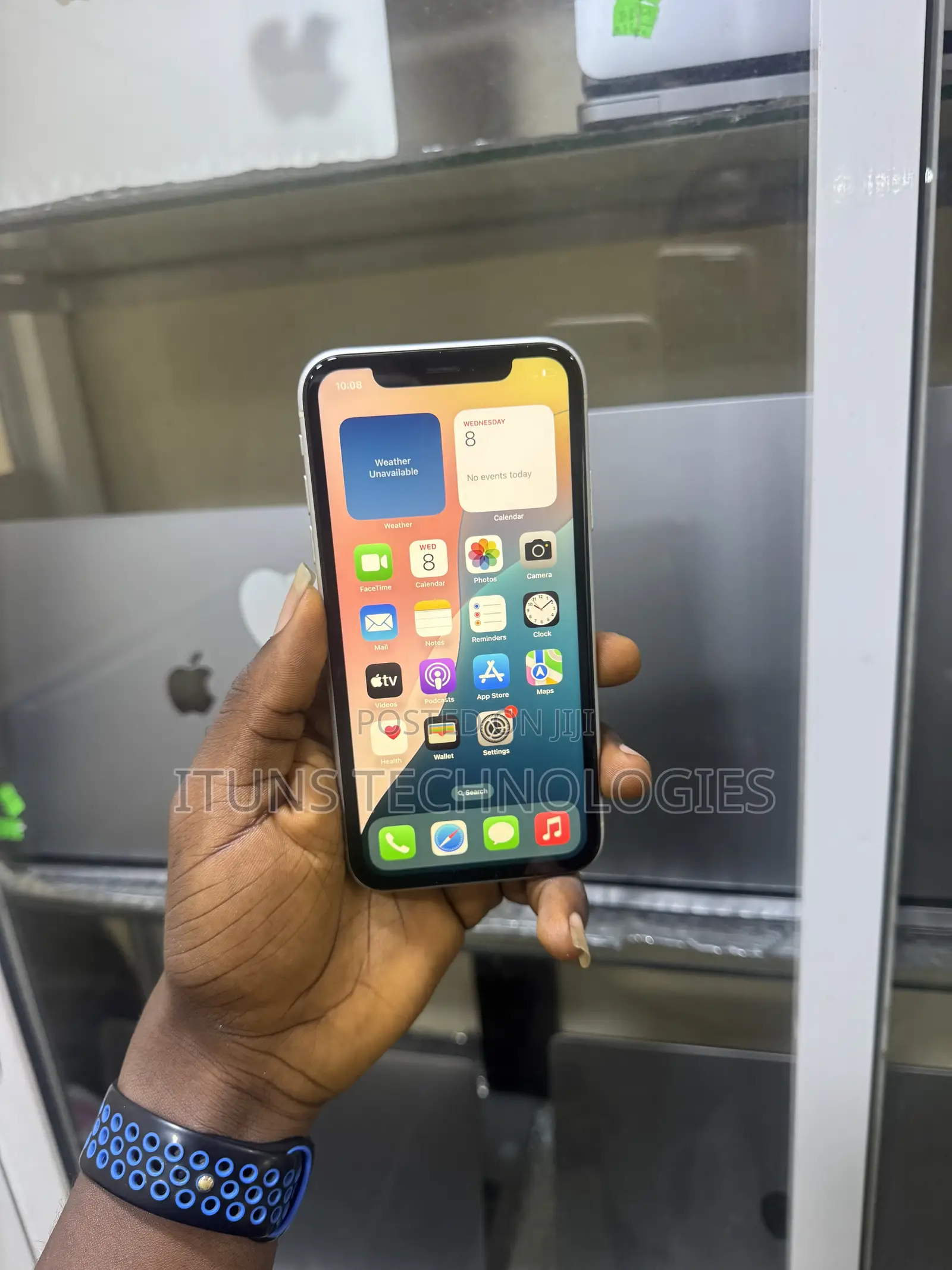 Apple iPhone XR 64 GB White