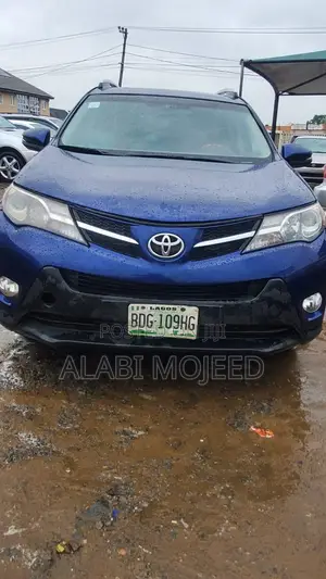 Toyota RAV4 LE AWD (2.5L 4cyl 6A) 2016 Blue