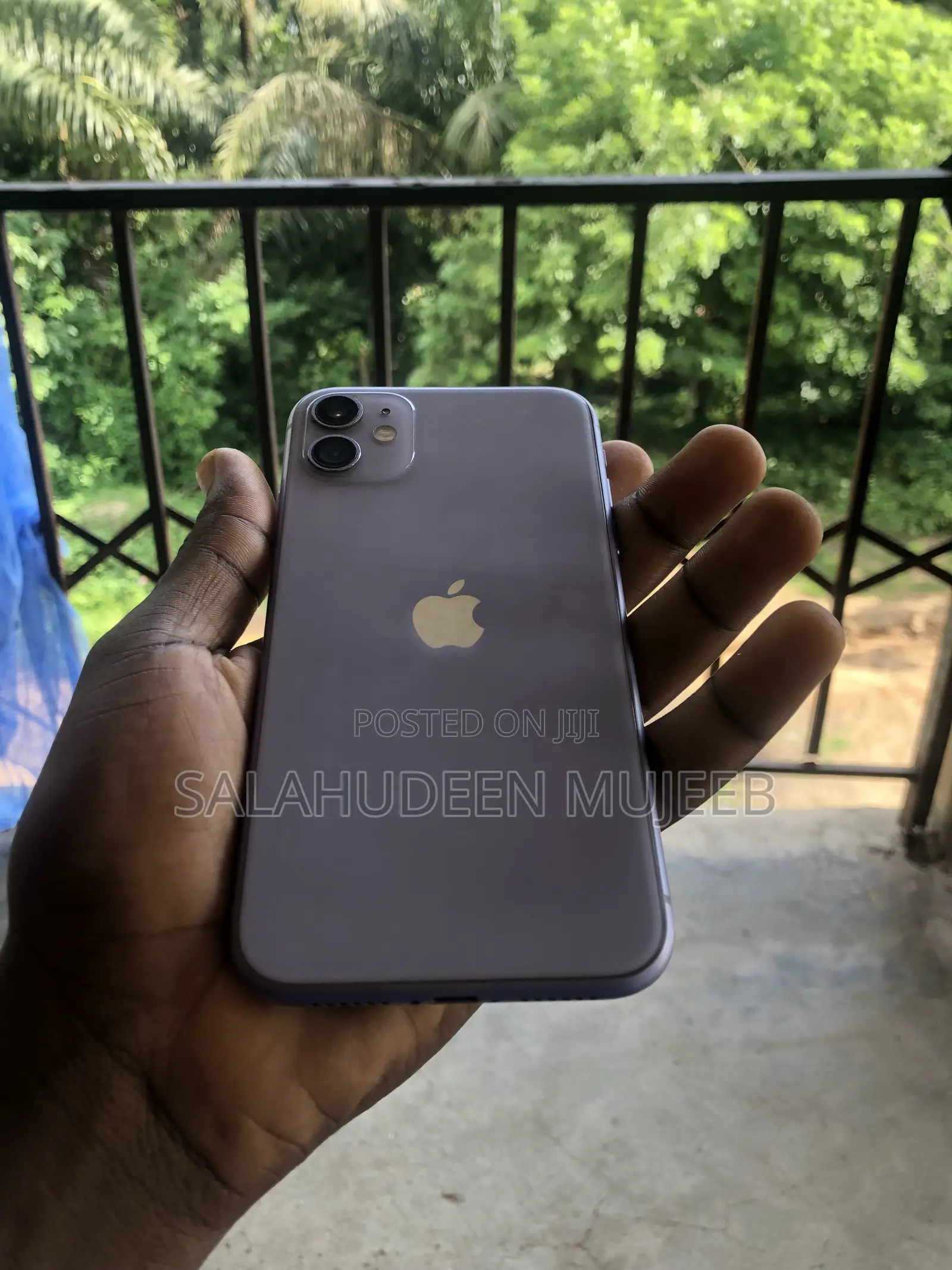 Apple iPhone 11 64 GB White
