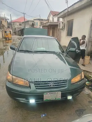 Toyota Camry LE 4dr Sedan (2.2L 4cyl 4A) 2001 Green