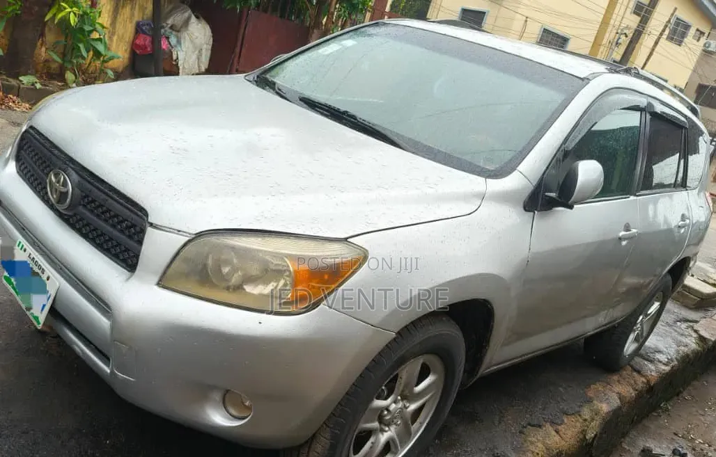Toyota RAV4 2007 Silver
