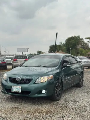 Toyota Corolla 2010 Green