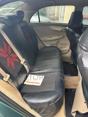 Toyota Corolla 2010 Green