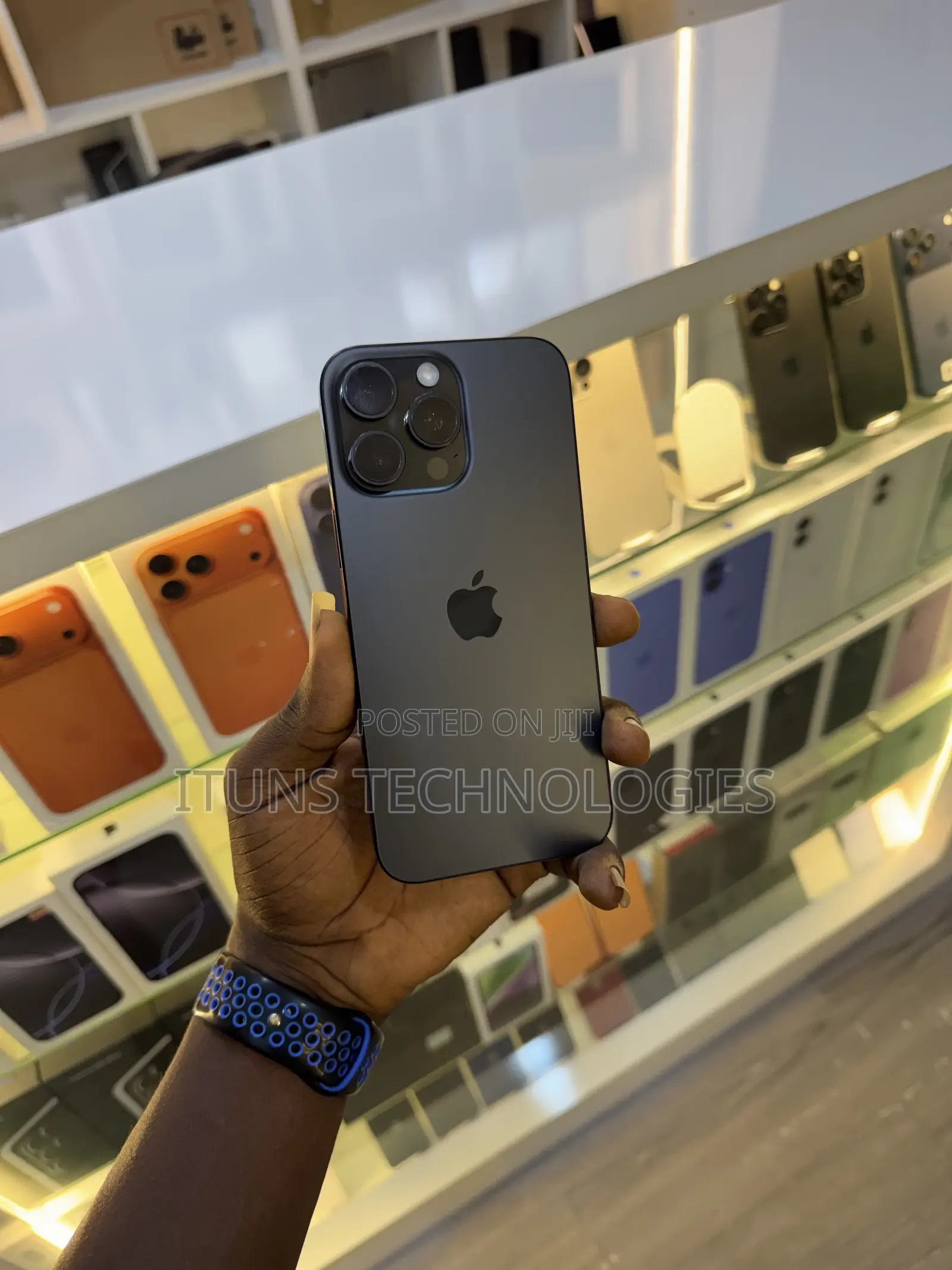 Apple iPhone 16 Pro Max 256 GB Gray