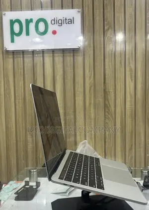 Laptop Apple MacBook Pro 2019 8GB Intel Core i5 SSD 128GB