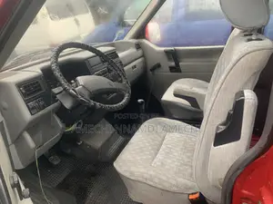 Volkswagen Transporter 2005 Red