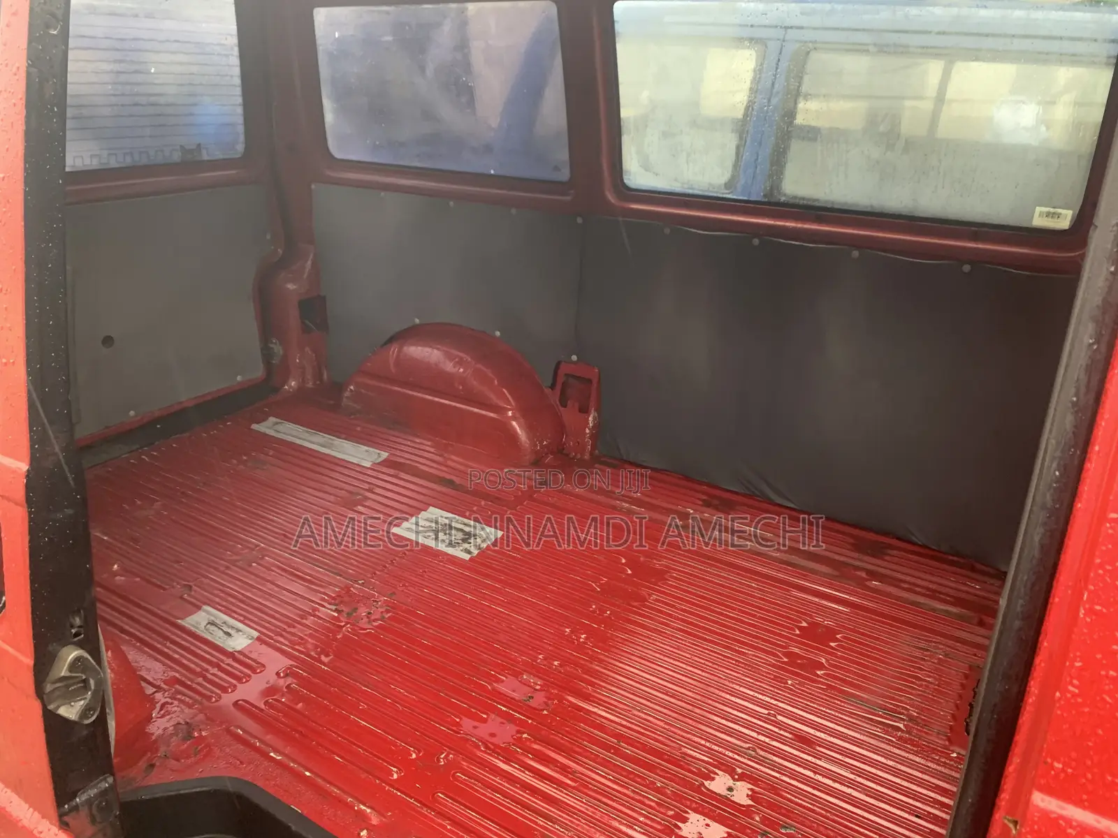 Volkswagen Transporter 2005 Red