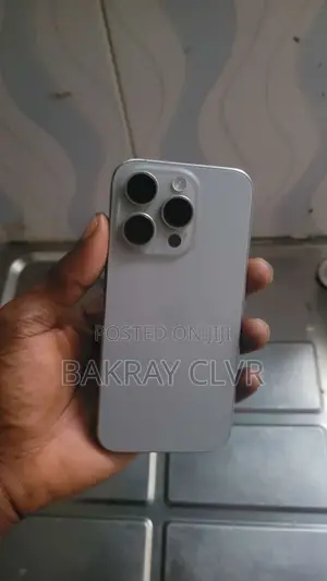 Apple iPhone 15 Pro 128 GB Gray