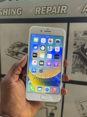 Apple iPhone 8 Plus 64 GB White