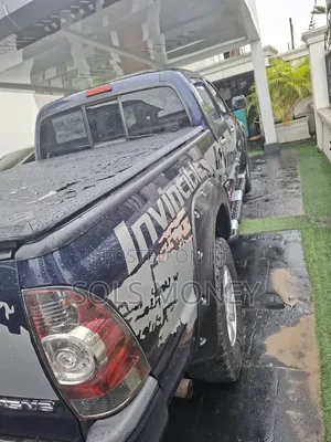 Toyota Tacoma 2013 Blue