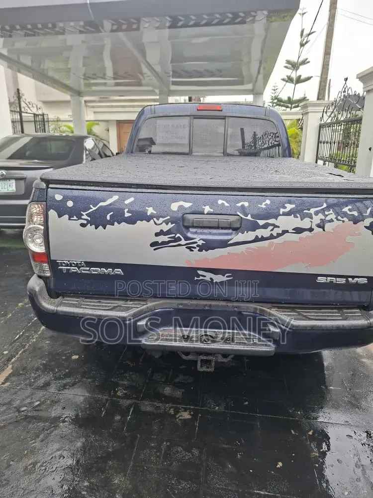 Toyota Tacoma 2013 Blue