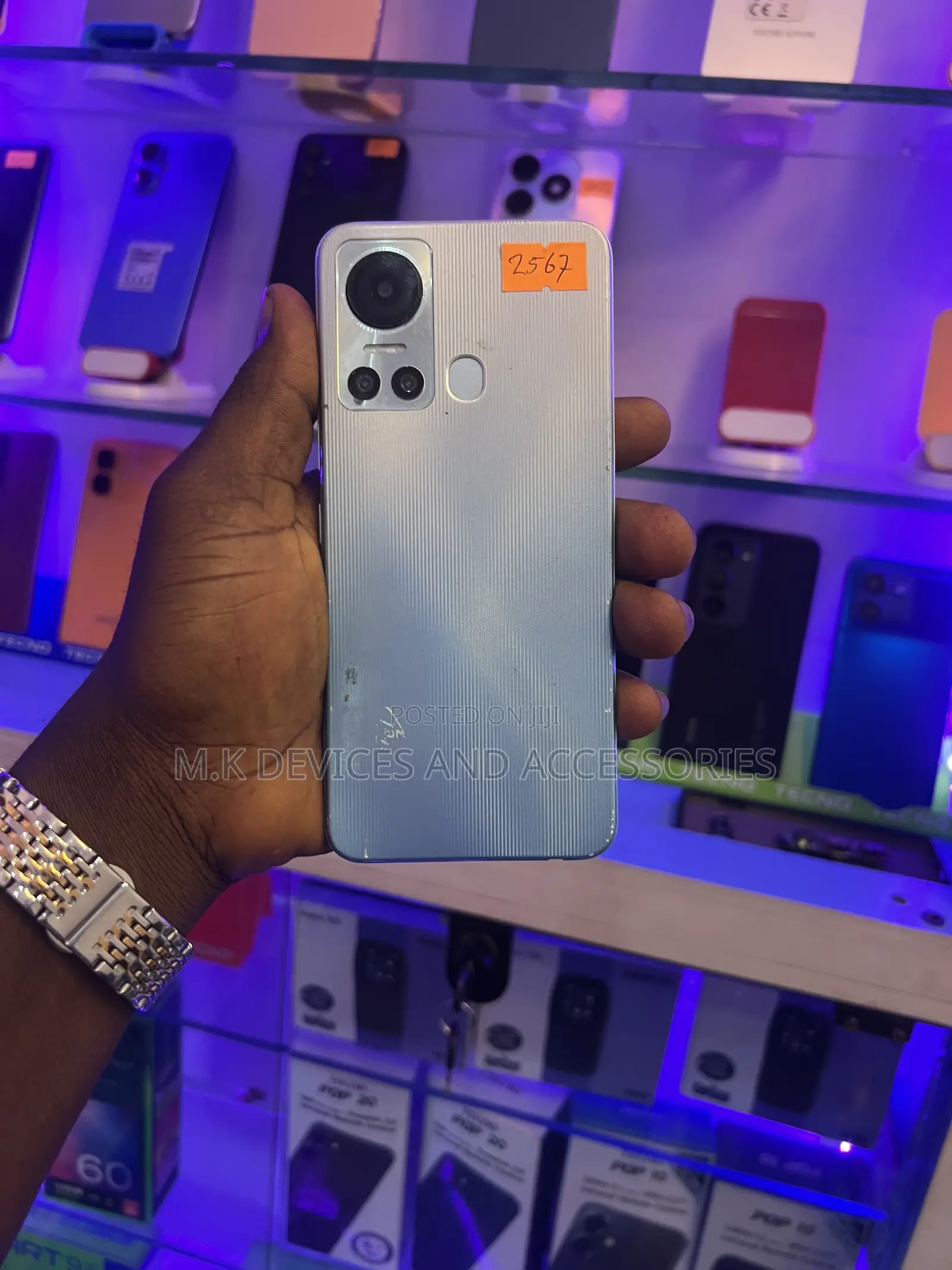 Itel S18 64 GB Bronze