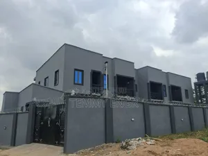 2bdrm Block of Flats in Oluyole for rent