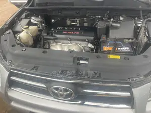 Toyota Highlander 2010 Silver