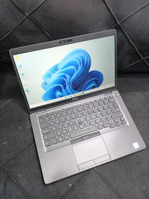 Laptop Dell Latitude 5400 8GB Intel Core i7 SSD 256GB