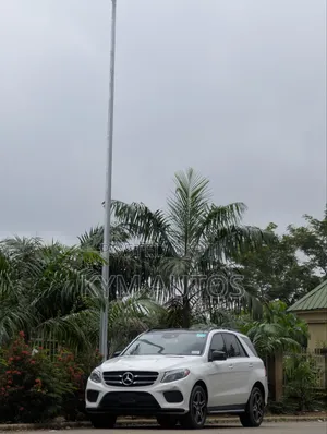 Mercedes-Benz GLE-Class 2016 White