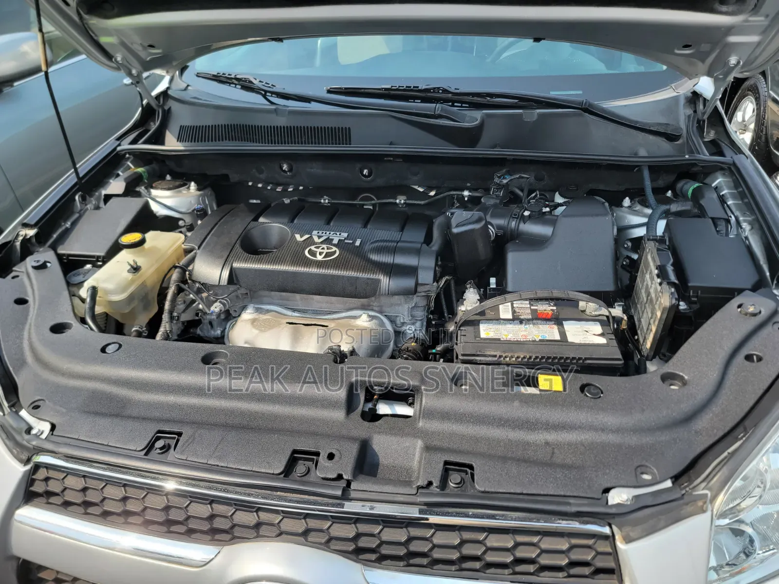 Toyota RAV4 2011 Silver