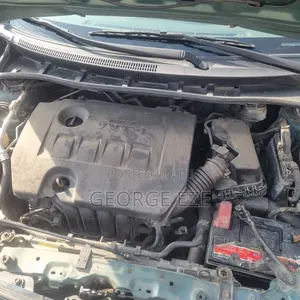 Toyota Corolla 2010 Green