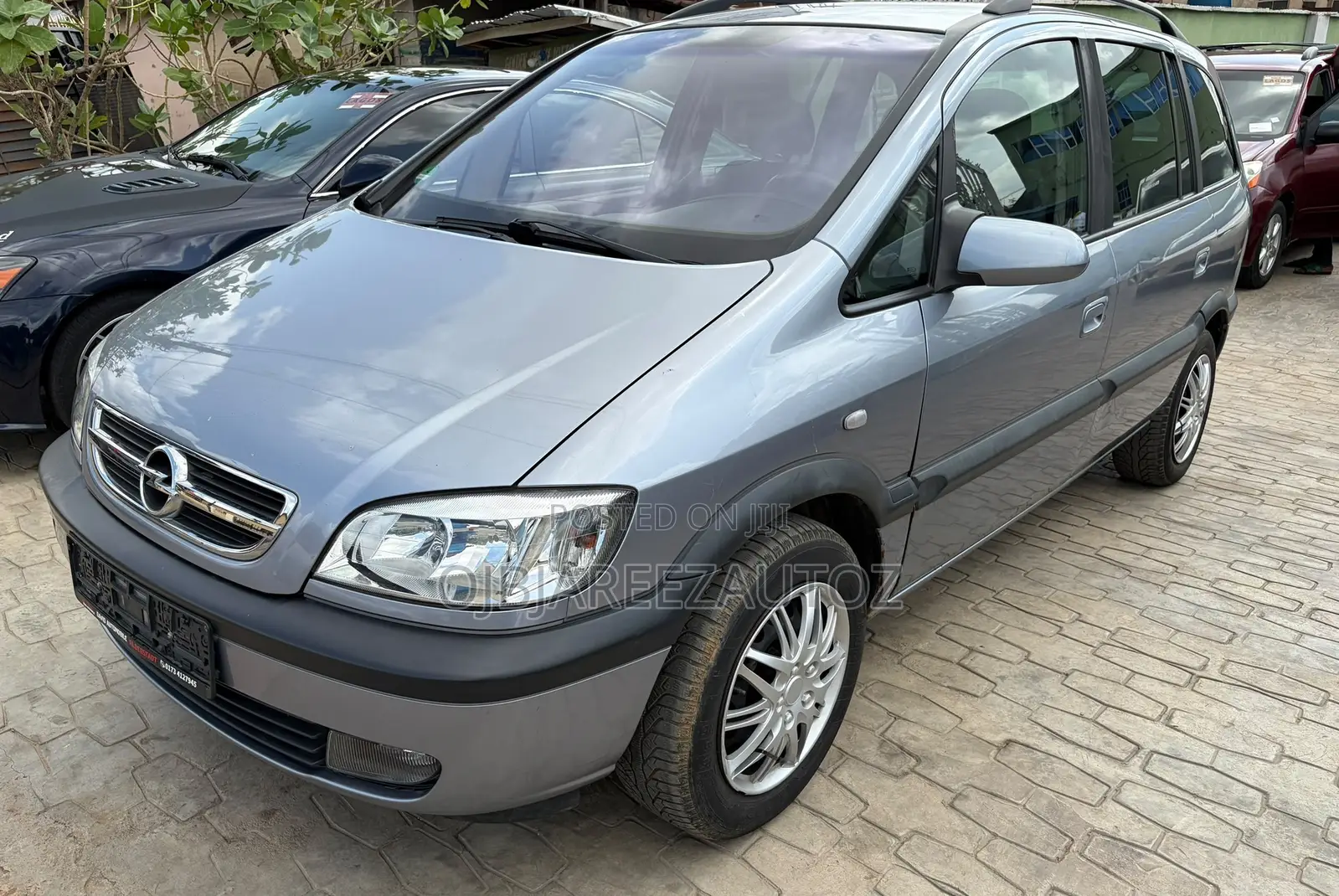 Opel Zafira 2004 Blue