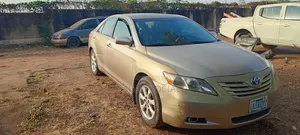 Toyota Camry 2008 Gold