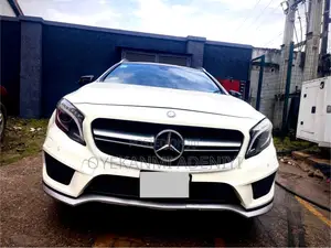 Mercedes-Benz GLA 250 2015 White
