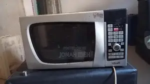 Microwave Oven