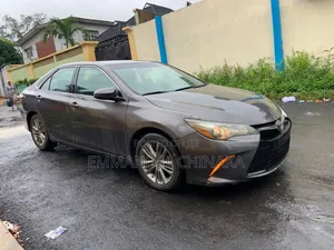 Toyota Camry 2015