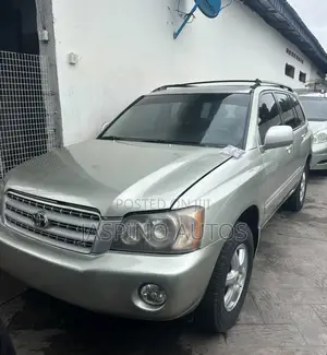 Toyota Highlander 2003 Silver