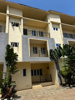 5bdrm Duplex in Around Godab Axis, Life Camp for rent