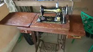 Manual Sewing Machine