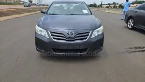 Toyota Camry 2011 Gray