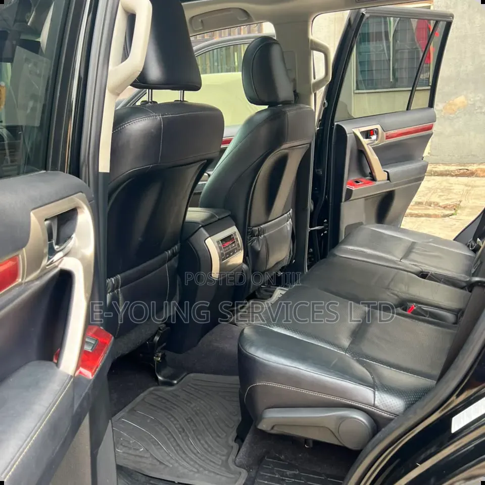 Lexus GX 2013 Black