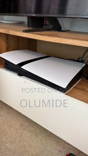 Uk Used Ps5 With 1 Pad