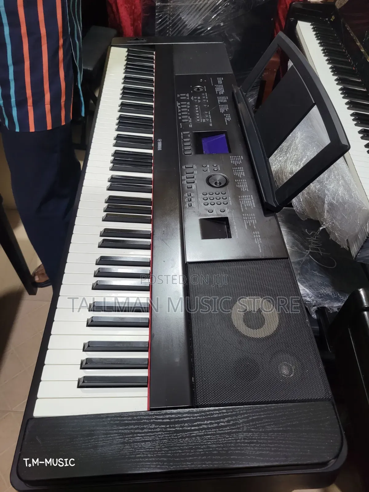Yamaha DGX-660