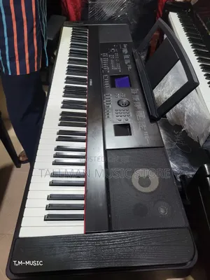 Yamaha DGX-660