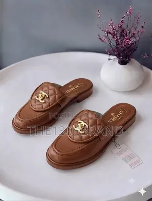 Women's Luxury Quilted Slip-on Loafers – Elegant Flat Mule Shoes