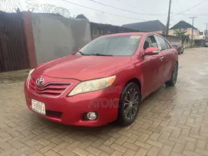 Toyota Camry LE 4dr Sedan (2.5L 4cyl 6AM) 2010 Red