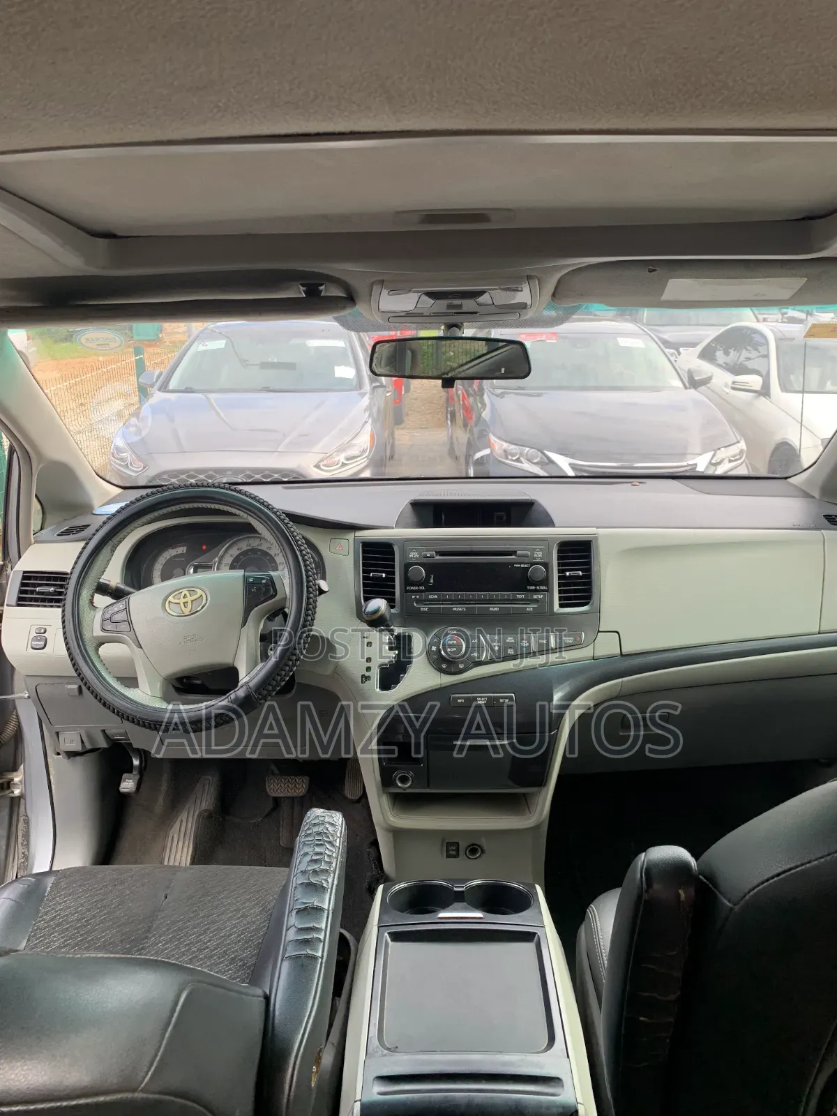 Toyota Sienna 2012 Silver