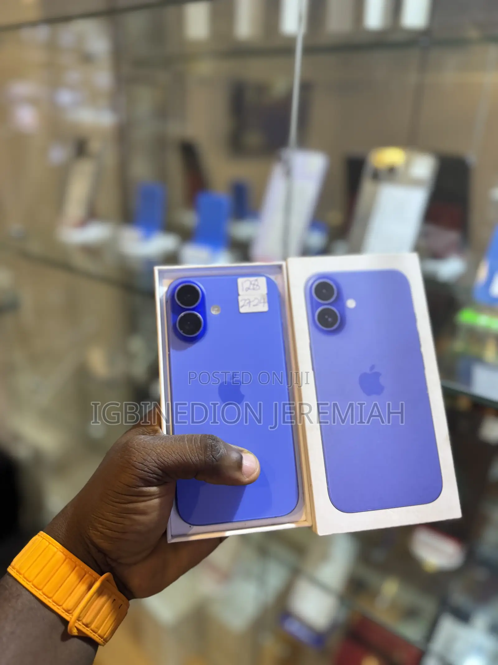 Apple iPhone 16 128 GB Purple