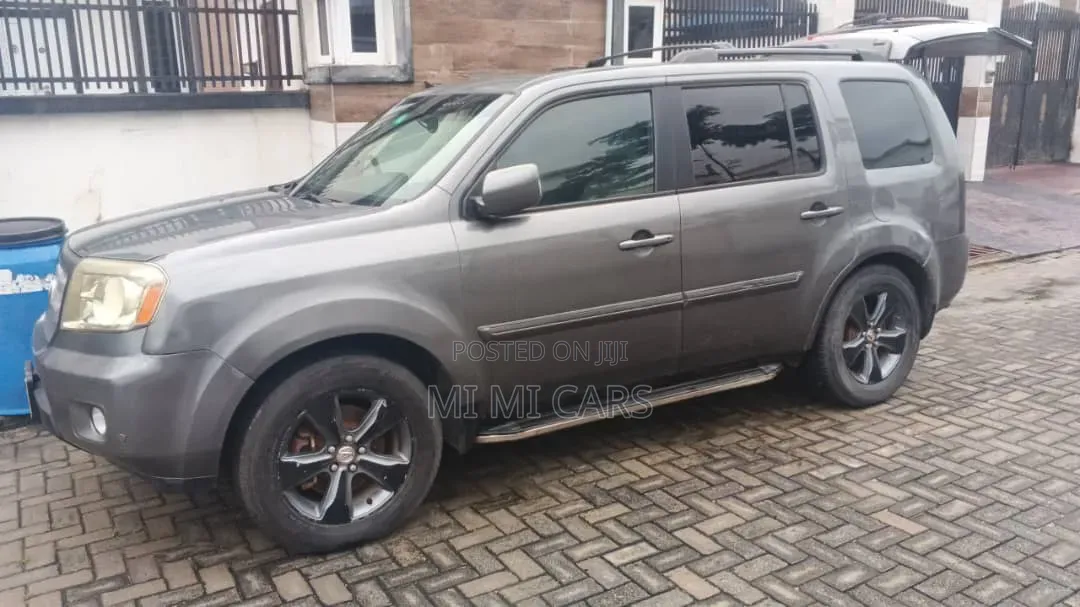 Honda Pilot 2010 Gray