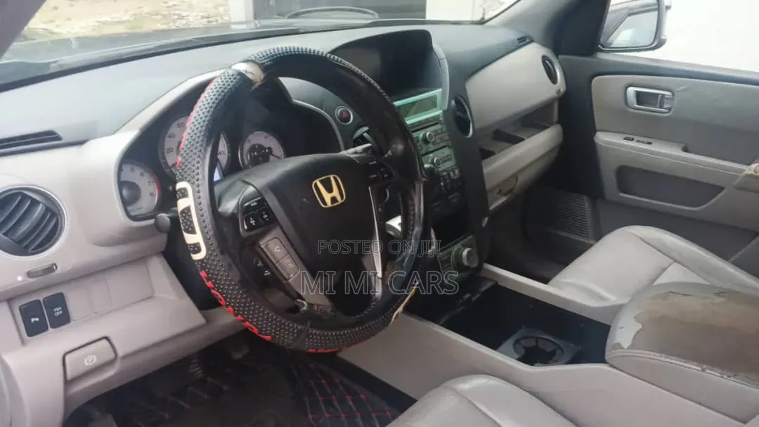 Honda Pilot 2010 Gray