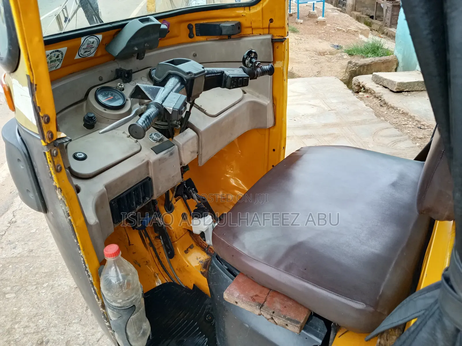 Bajaj RE 2021 Yellow